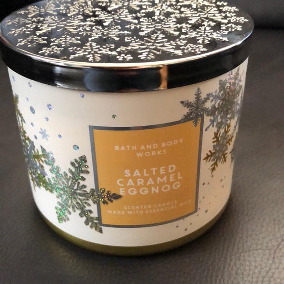 Bath & body works Salted Caramel Eggnog 3-wick